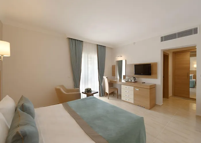 Club Marco Polo Semesteranläggning (resort) 5*