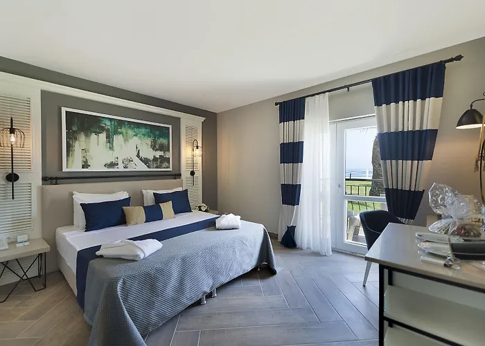 אתר נופש Club Marco Polo 5*