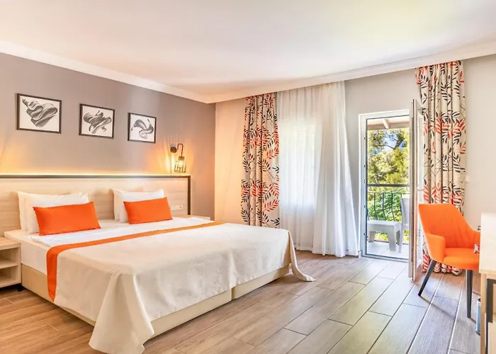 Club Marco Polo 5*