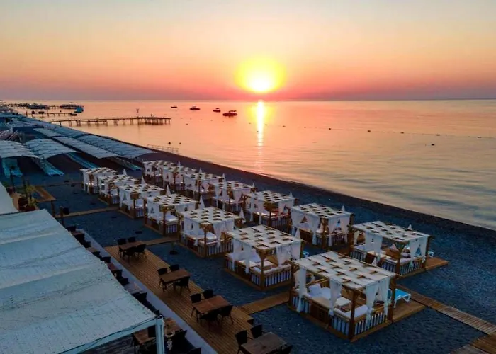 Club Marco Polo אתר נופש 5*