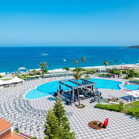 Курортный комплекс Club Marco Polo 5*