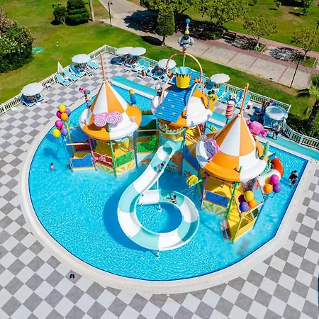 Курортный комплекс Club Marco Polo 5*