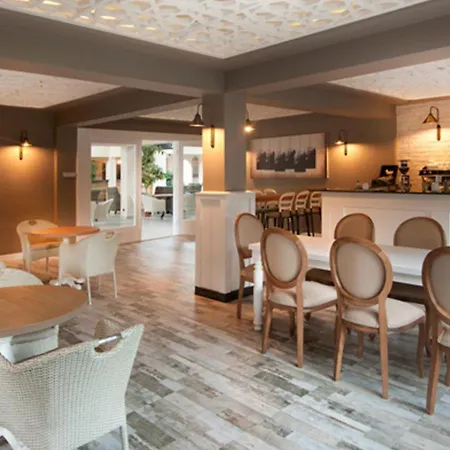 Club Marco Polo